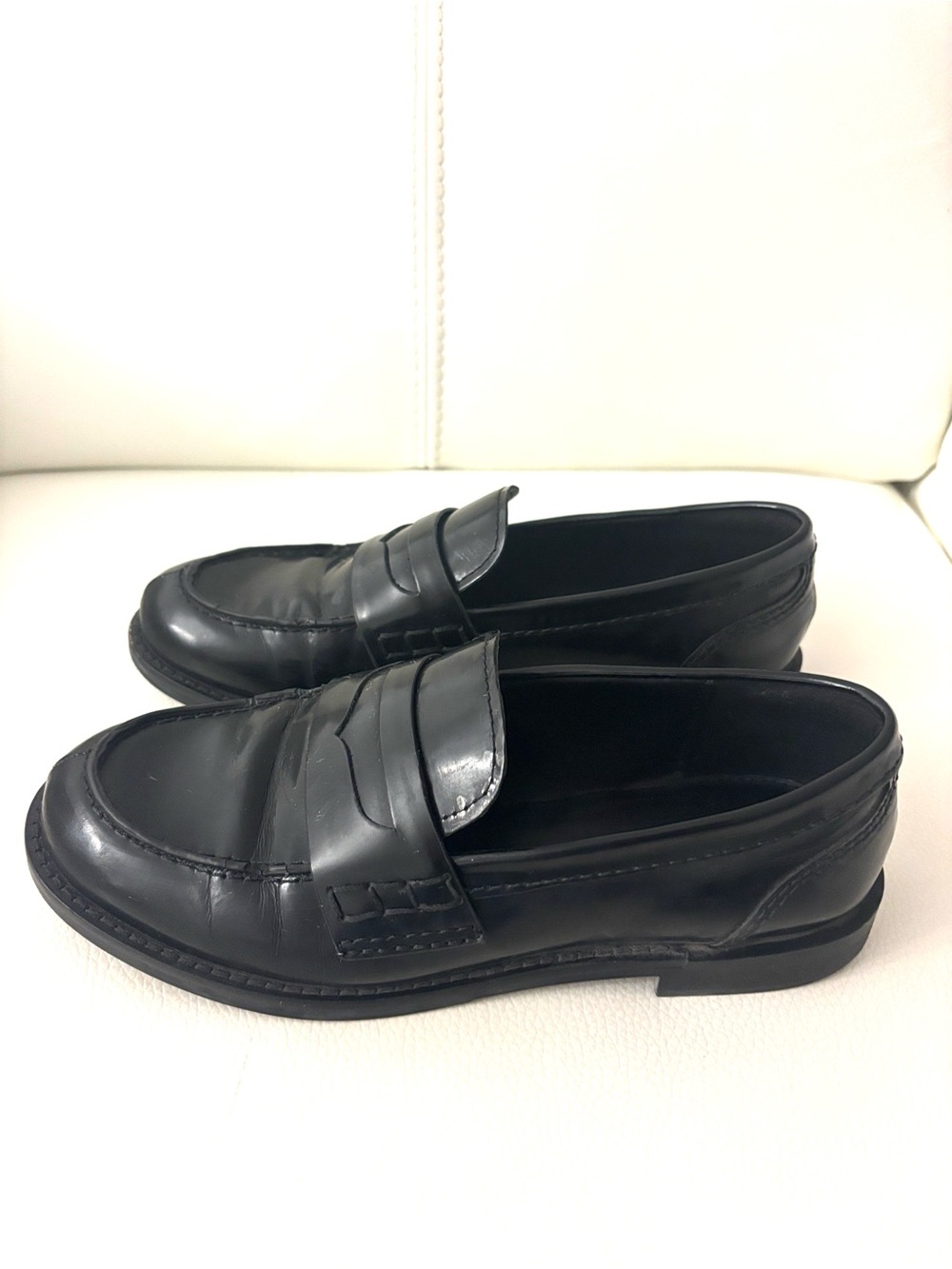ALDO Leather Penny Loafer in black Size 7